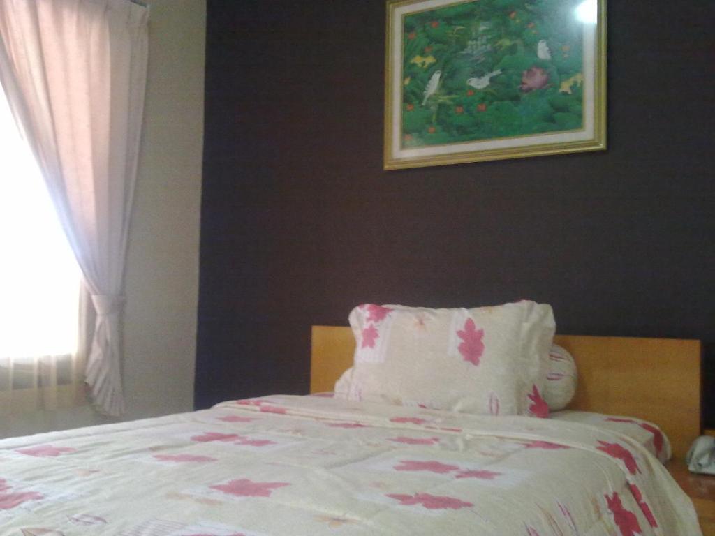 Amellia Pasteur Hotel Bandung Room photo