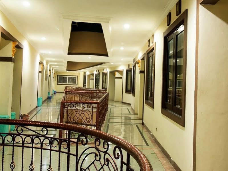 Amellia Pasteur Hotel Bandung Exterior photo